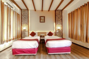 هتل The Lakeside Retreat By Ime Hospitality Pvt Ltd