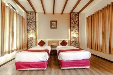 Hotelli The Lakeside Retreat By Ime Hospitality Pvt Ltd