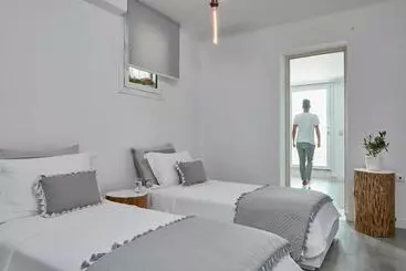 Пансион Mykonos No5 Luxury Suites & Villas