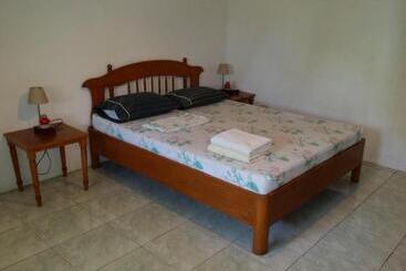Pansiyon Lapu Lapu Cottages & Restaurant