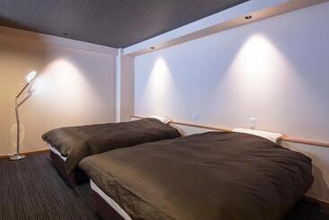 Shiobara Onsen Ryokan Kamiaizuya