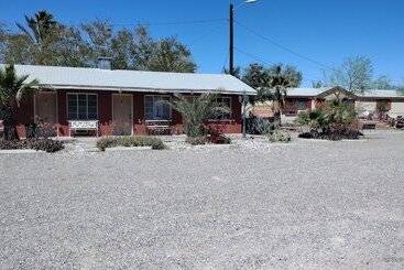 Coppersands Motel & Rv Inc