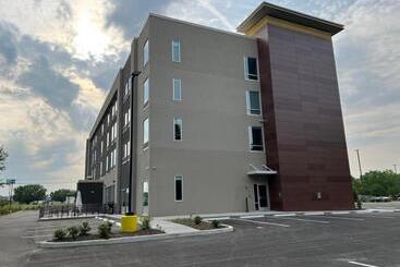 Hotell La Quinta Inn & Suites By Wyndham Manchester   Arnold Afb