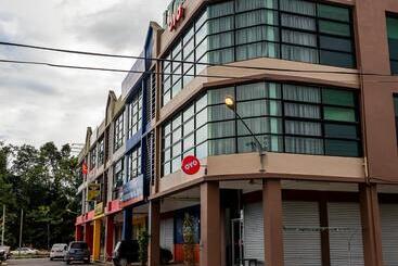 فندق Oyo 90059 Ltk Home