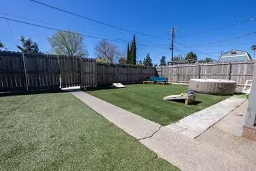 ペンション The Nest Apt A