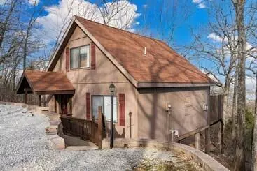 Windjammer Cottage   Branson