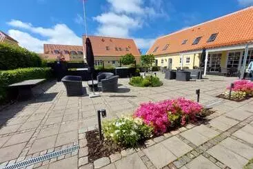 Bed and Breakfast Toftegården Guesthouse   Rooms