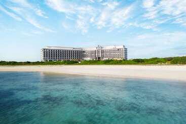 Hilton Okinawa Miyako Island Resort