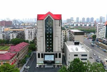 Ji Nanchang Gaoxin Torch Square