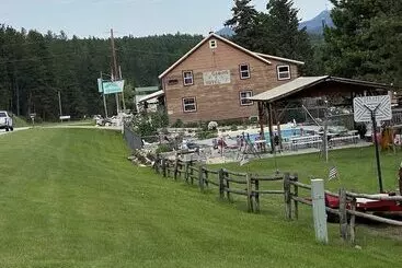 Black Hills Motel At Quail S Crossing