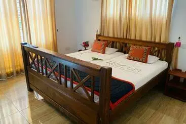 Pensjonat Kasthuri Villa