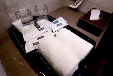 בית מלון כפרי Surestay By Best Western Model Town Amritsar