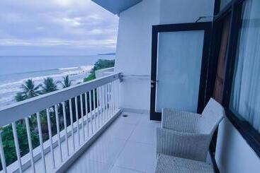 Hotel Grand Inna Samudra Beach