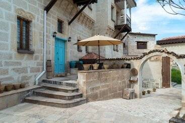 Hotel Cafer Aga Konagi