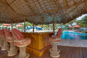 Costa Blu Beach Resort, Trademark Collection By Wyndham