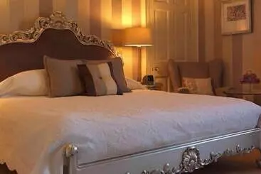 Hotel Ballathie Sportsmans Lodge