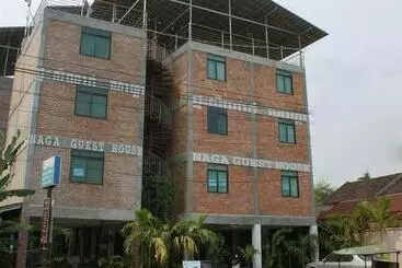 هتل Naga Angkor Hostel
