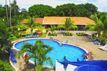 酒店 Tropiclub Playa El Cuco