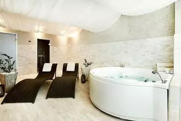 فندق Ultra Marine By Zdrojowa