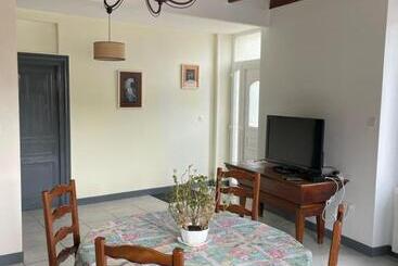 צימר Chez Sarah L Amaryllis