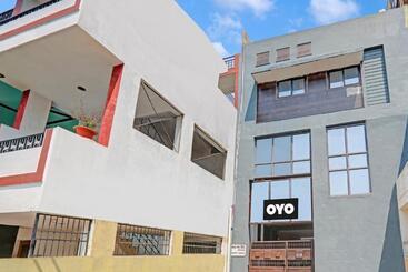 Hôtel Oyo Flagship 81152  Four Square