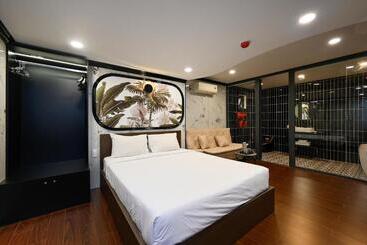 فندق Red Sun Airport Saigon