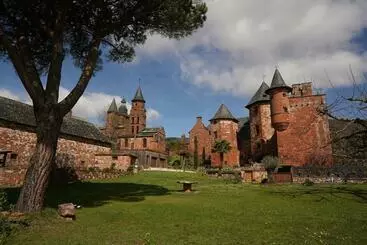 ペンション Château De Vassinhac Chambres D Hôtes Collonges La Rouge