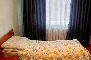 پانسیون Anar Guest House