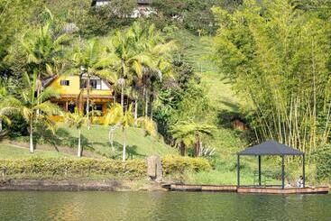 Hostel Volare Experience