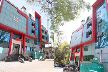 Szálloda Super Collection O Lake Palace Road Formerly Green View