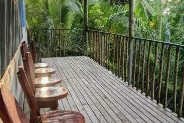 ユースホステル Ecobosque El Mar