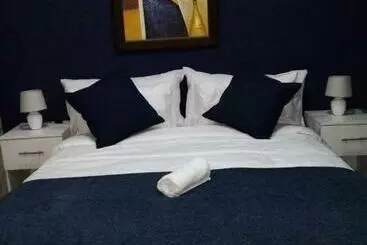 ペンション Kwa Ntokozo Guesthouse Tweefontein