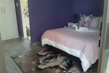 ペンション Kwa Ntokozo Guesthouse Tweefontein