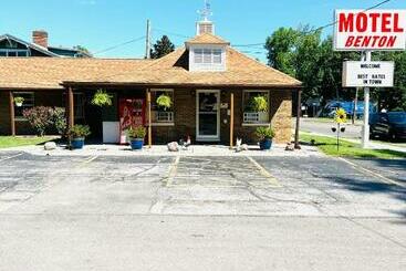 Benton Motel
