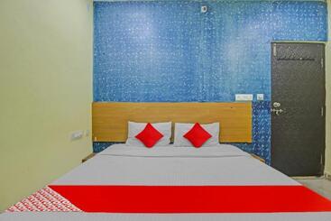 Flagship Hotel Abhi S R Square Near Hayathnagar