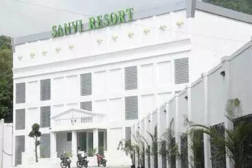 ホテル Flagship Sanvi Resort