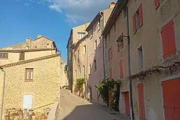 アパートホテル Olydea Montbrun Les Bains