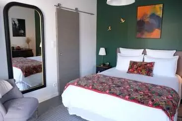 Aamiaismajoitus (B&B) Villa Pierartlou