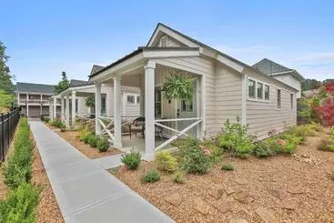 Retkeilymaja The Cottages At Laurel Brooke