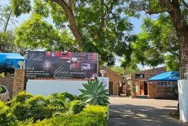 هتل آپارتمان Motel Villa Africa
