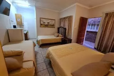Huoneistohotelli Motel Villa Africa
