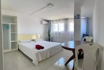 پانسیون Sun & Shine Holiday Resort