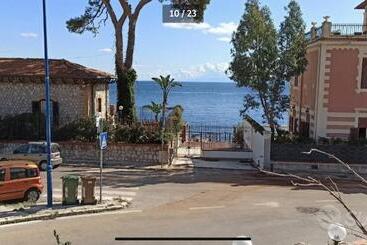 هتل آپارتمان Ashur310 Residence Mondello