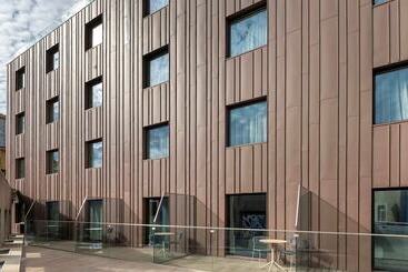 هتل Wine & Books Porto