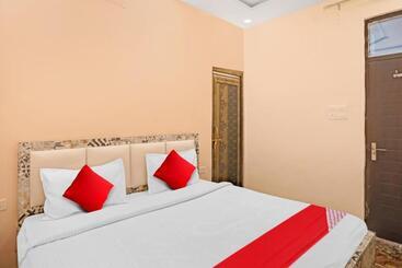 هتل Flagship Siddhi Banquet And Hall