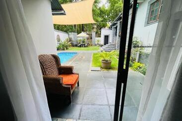 Pensione Bloubrak Gastehuis  Stone Haven 2