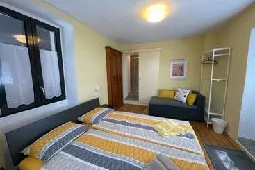 ユースホステル Osteria Centrale   B&b