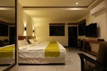 هتل آپارتمان Lemuju B&b