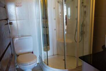 Hotel Casa Barry Beach Lodge