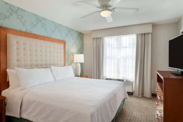 Отель Homewood Suites By Hilton Gateway Hills Nashua
